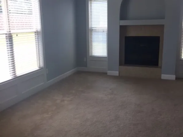 6205-6338 W 22nd Ct #2104-2113, Lawrence, KS 66047