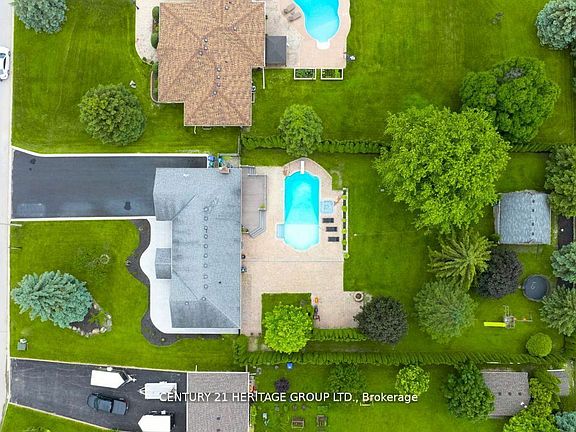 2nd image of 5 Kathryn Ct