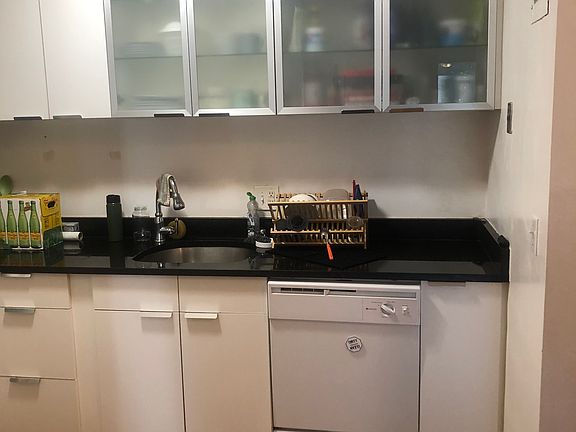 3rd image of 806 Centre St #3F