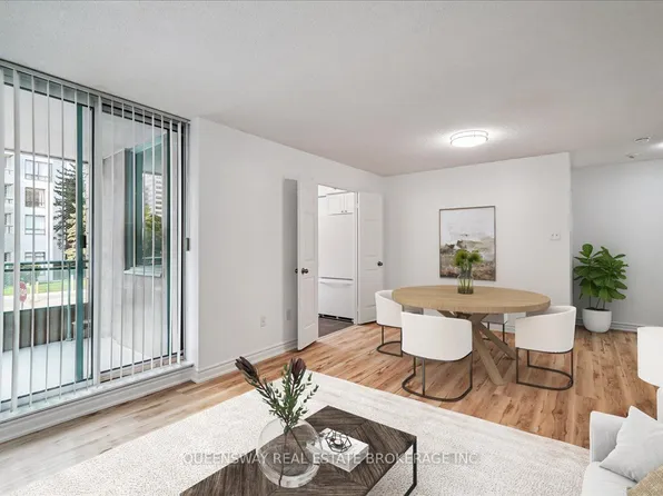 28 Pemberton Ave #200, Toronto, ON M2M 4L1