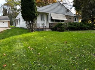2287 Vandekarr Rd, Owosso, MI 48867