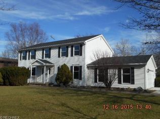 655 Davidson Dr, Highland Heights, OH 44143