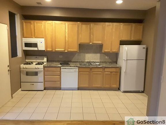 4th image of 5916 S King Dr