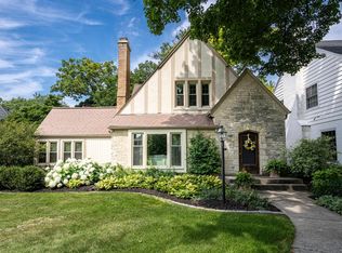 6115 N Kent Ave, Whitefish Bay, WI 53217