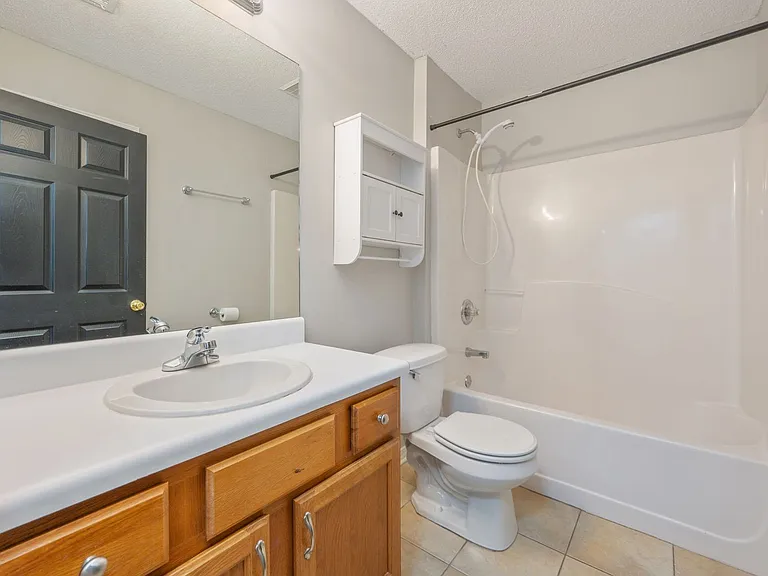 4660 Dove Way — Photo 27