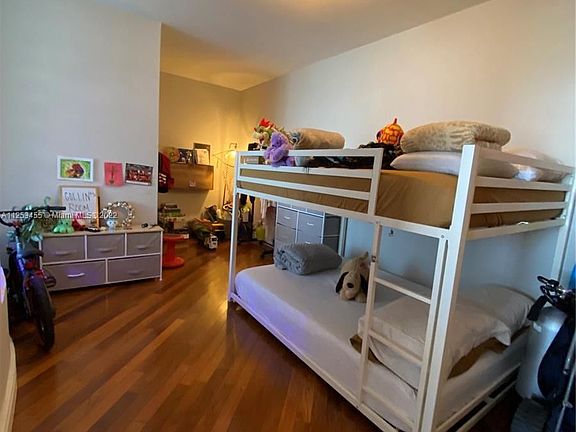 5th image of 6365 Collins Ave APT 3911