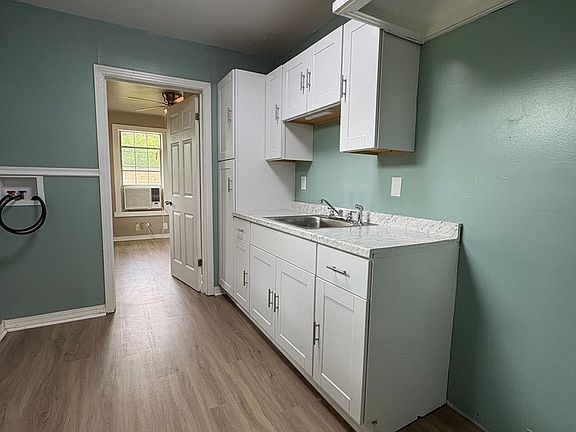 5th image of 2644 Valley Ridge Rd