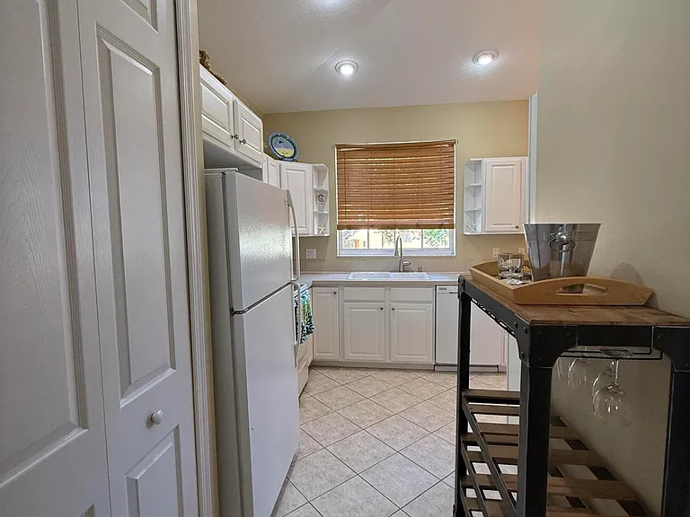 8408 Mulligan Cir — Photo 8