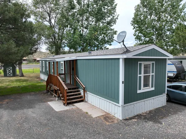 1301 S Highway 20 Space 10, Hines, OR 97738