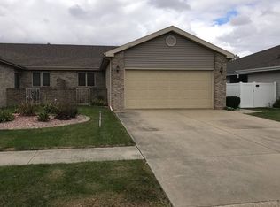 119 Dartmouth Dr, Bourbonnais, IL 60914