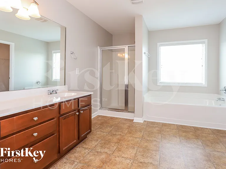 224 Woodmill Way SW — Photo 11