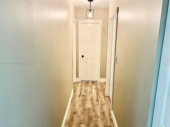 5th image of 11000 NW 20th Ct