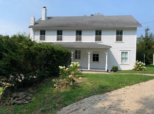 17 Clinton Hollow Rd, Salt Point, NY 12578