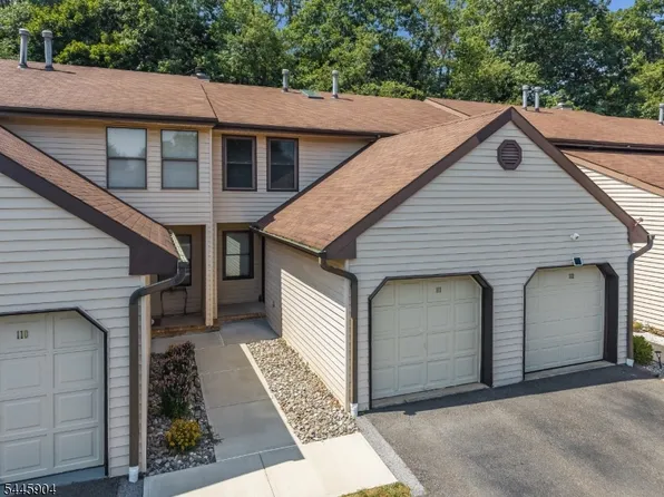111 Sequoia Ct, Raritan Twp., NJ 08822
