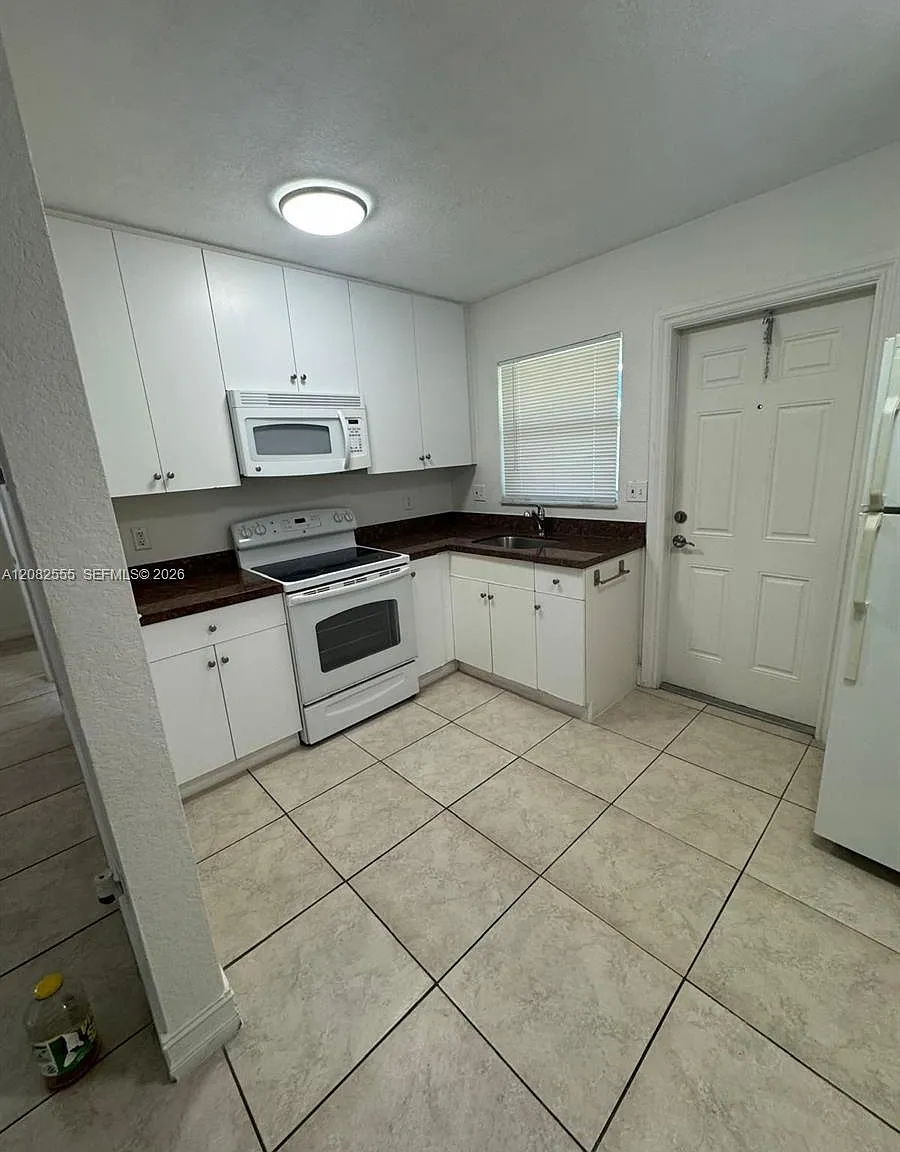 Oakland Pointe Condo — Photo 4