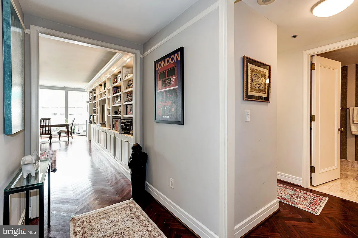 Building Photo - 1155 23rd St NW #Penthouse 1B
