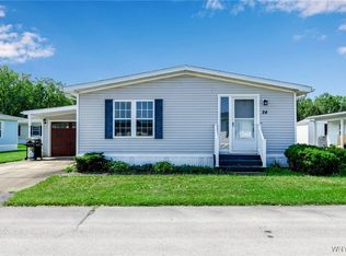 24 Dogwood Dr, Buffalo, NY 14227