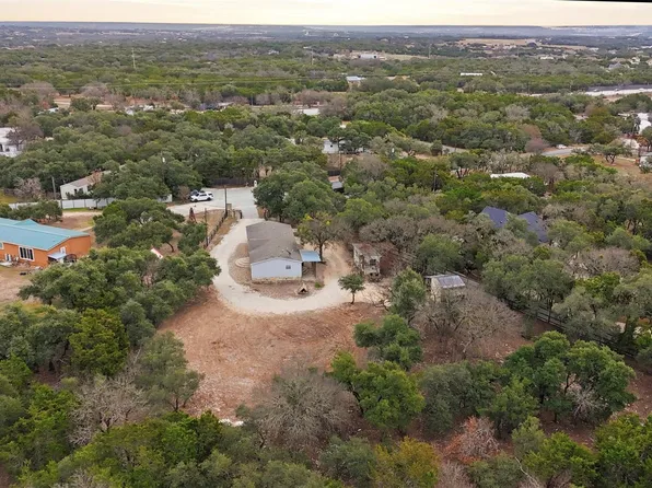 305 Saratoga Springs Cv, Liberty Hill, TX 78642