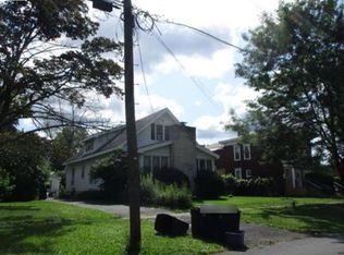 302 Highland Ave, East Syracuse, NY 13057