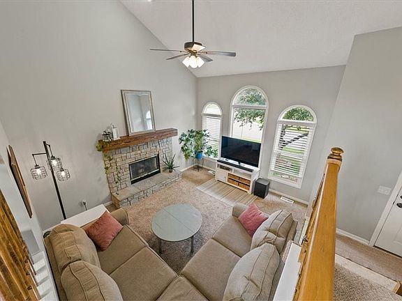 5th image of 6301 NE 48th Ct