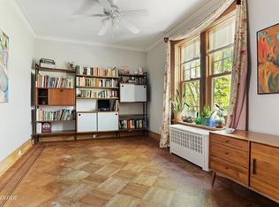 661 41st St APT 3C, Brooklyn, NY 11232