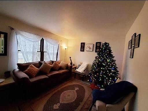2nd image of 119 Roberts Rd