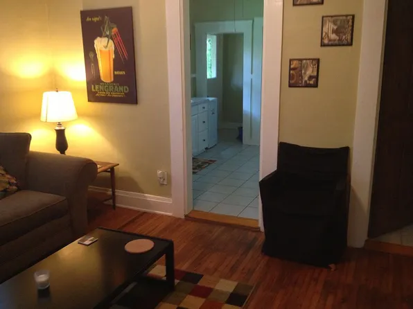 1752 Ware Ave, East Pt, GA 30344