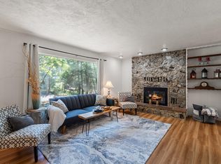 266 Chaparral Dr, Grants Pass, OR 97526