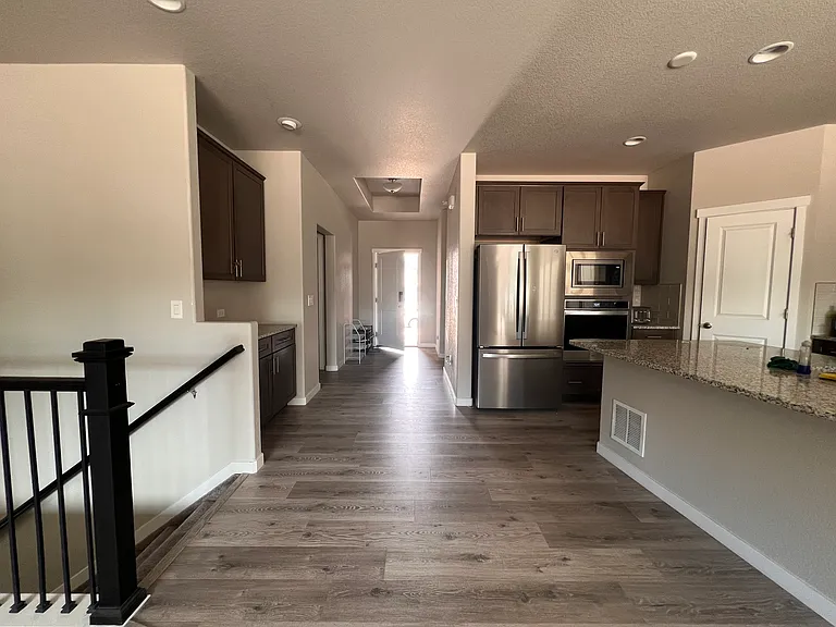 3891 Ivy Hill Dr — Photo 2