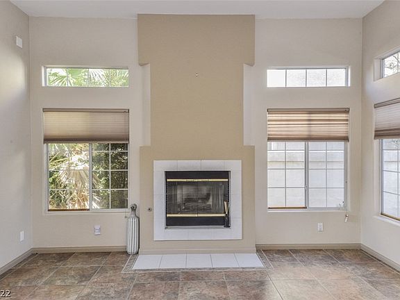 5th image of 7912 Marbella Cir