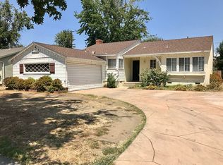 15447 Lull St, Van Nuys, CA 91406