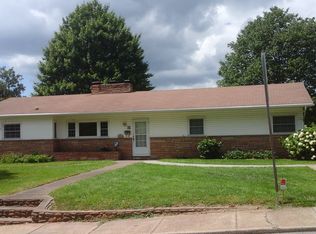 339 Newfound St, Canton, NC 28716