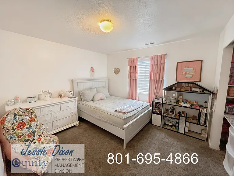 1043 Sharp Mountain Dr — Photo 16