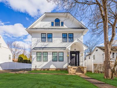 649 Newfield Avenue, Stamford, CT, 06905