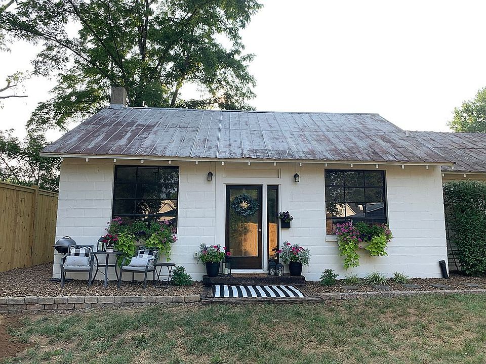 1st image of 306 Stewart St #2