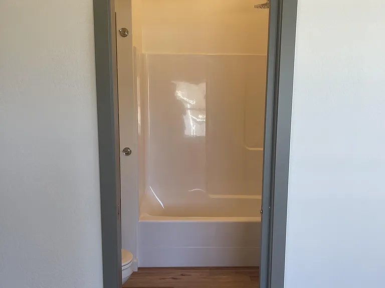 401 Creekside Way #B — Photo 8