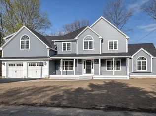 31 Wellesley Rd, Natick, MA 01760