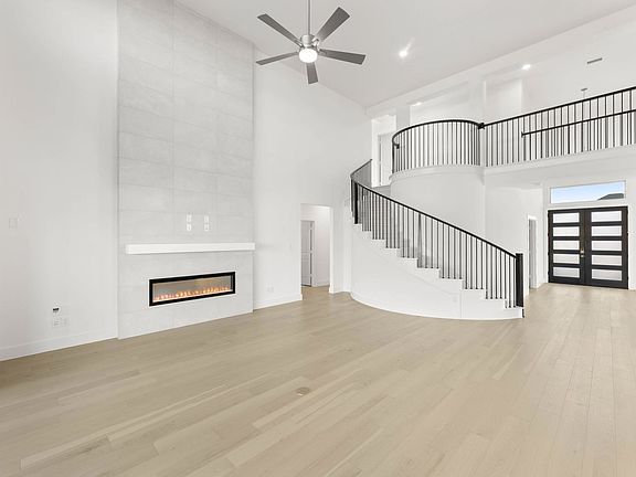 7th image of this home