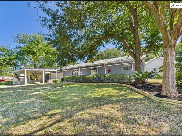 435 3rd St, San Leon, TX 77539