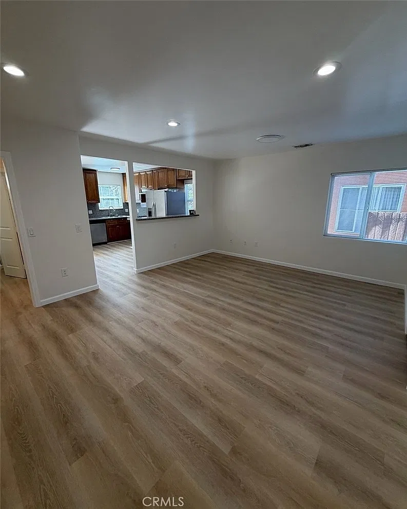 2 bed, 860 sqft, $2,800 — Photo 4