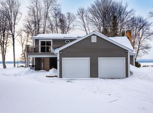 3344 Lakeshore Dr, Sault Sainte Marie, MI 49783