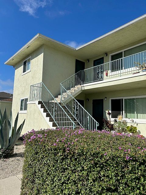 1st image of 2991 Luna Dr