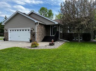 1301 17th St, International Falls, MN 56649