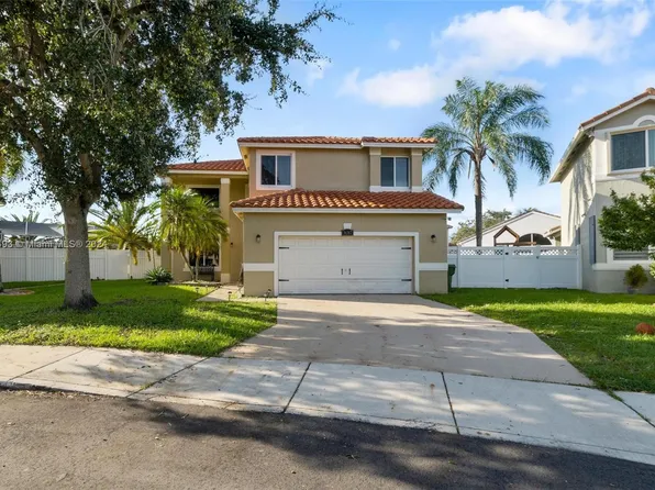 16367 NW 17th Ct, Pembroke Pines, FL 33028