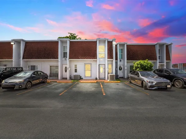 606 NW 107th Ave APT 9B, Miami, FL 33172