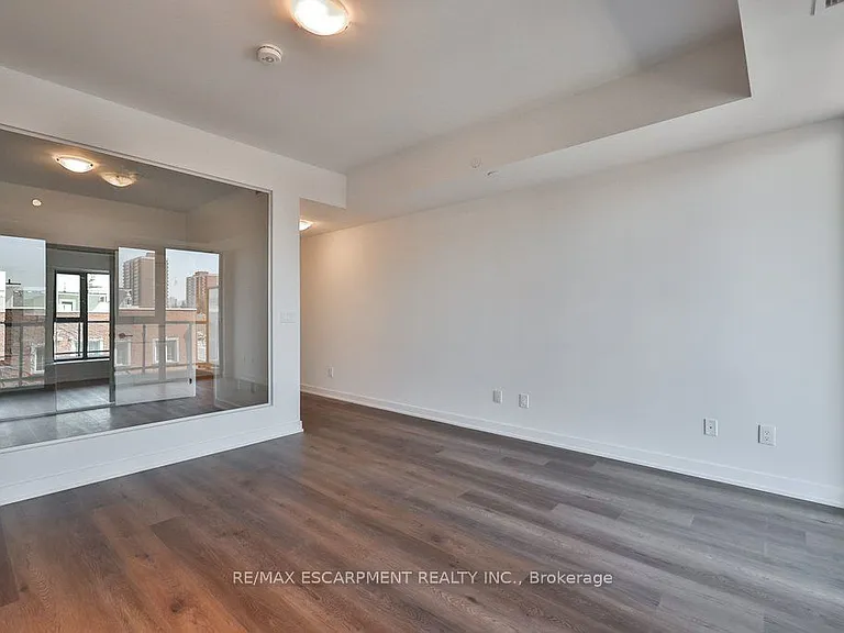 2075 Lakeshore Rd #304 — Photo 12