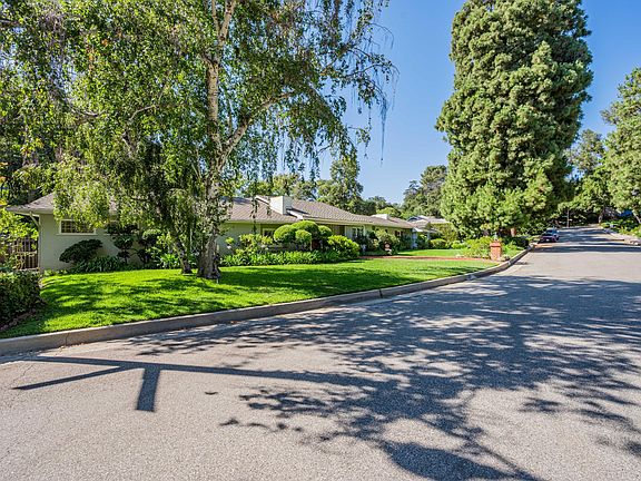3rd image of 1115 Busch Garden Ct