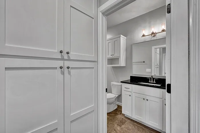 1138 N Blackwelder Ave #3 — Photo 11
