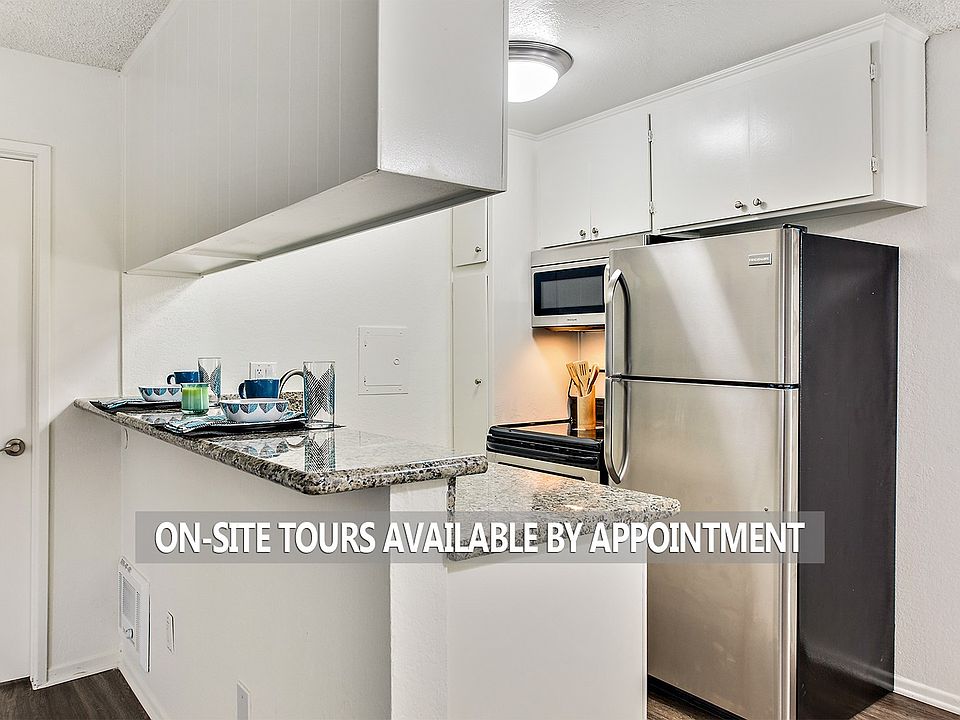 1st image of 14154 Gilmore St APT 19