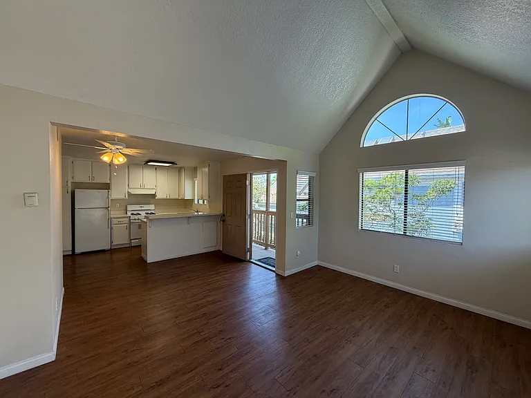 2629 B St #5A — Photo 4